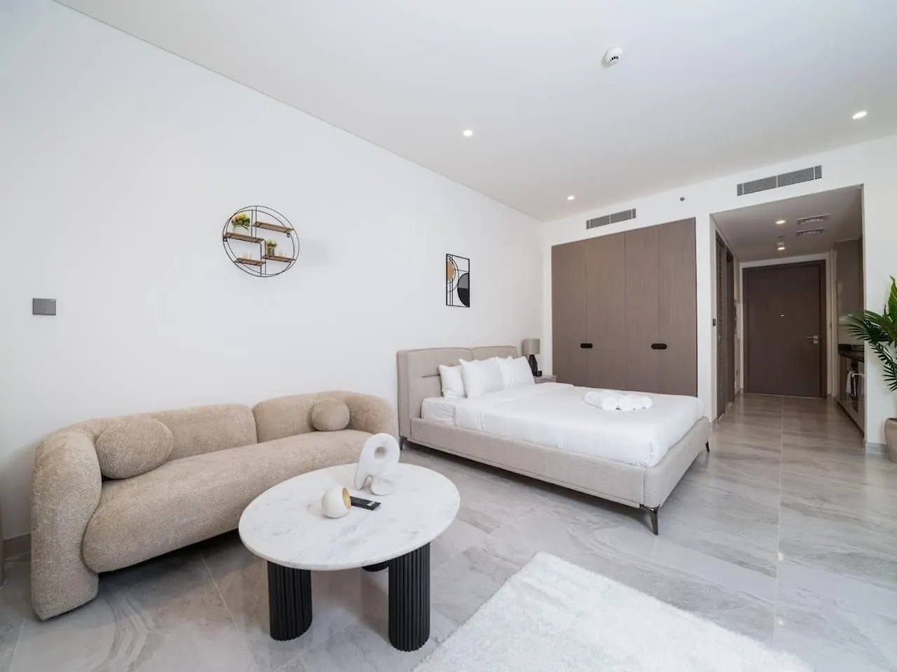 Luxury Studio In Peninsula Five, Business Bay Dubai Lägenhet