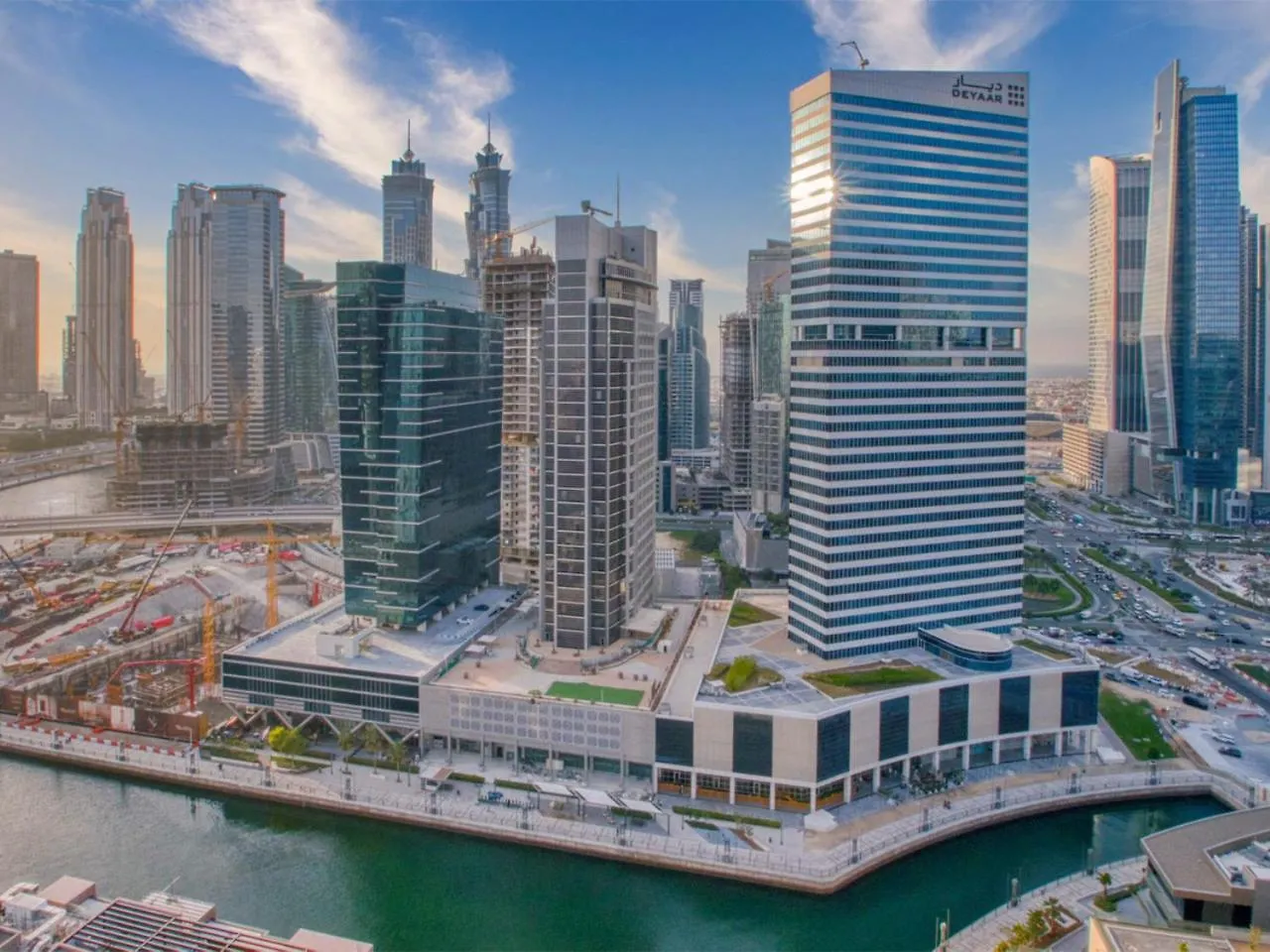 Luxury Studio In Peninsula Five, Business Bay Dubai